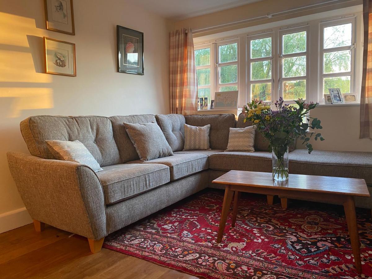 Relaxing Townhouse In The Heart Of Bridport Villa Exteriör bild