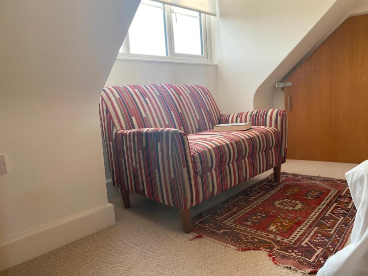 Relaxing Townhouse In The Heart Of Bridport Villa Exteriör bild