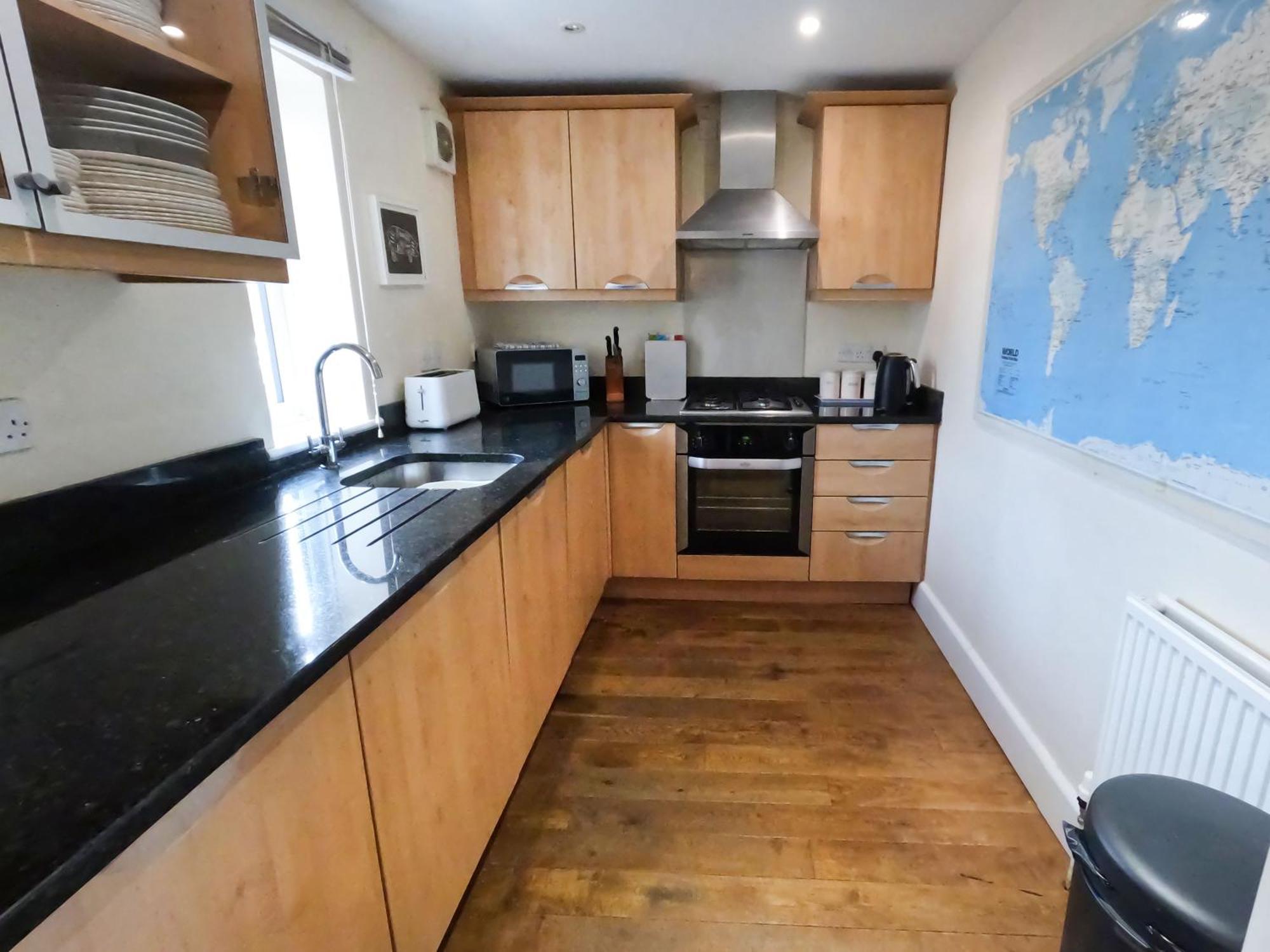 Relaxing Townhouse In The Heart Of Bridport Villa Exteriör bild